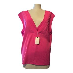 Alivia women’s XLHot Pink V-Neck sleeveless top NEW